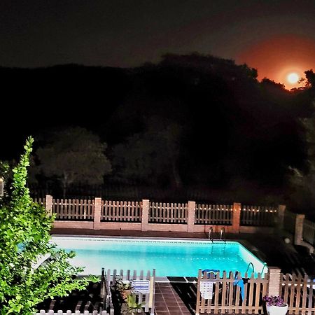 Casa Rural Balcon Del Camino Viejo Валенсия-де-Алькантар Экстерьер фото
