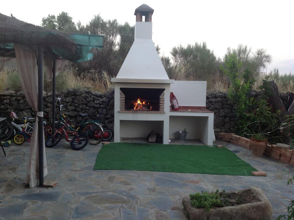 Casa Rural Balcon Del Camino Viejo Валенсия-де-Алькантар Номер фото